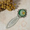 Stokrotka w zieleni // Zakładka do książki